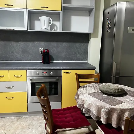 Апартаменти Green Central Apartment *