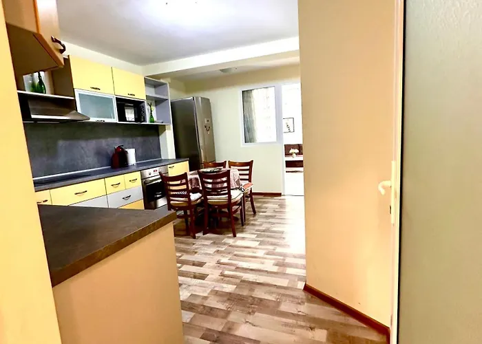 Apartman Green Central Apartment *